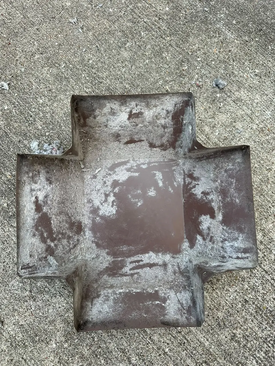 Roof vent cap flashing coated in lint
